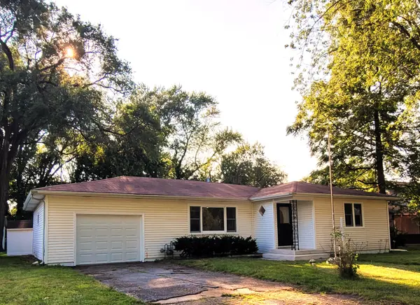 2142 Locust ST, Portage, IN 46368