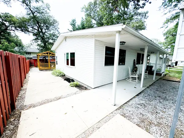 545 E Hickory LN, Winamac, IN 46996