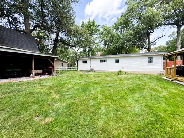 545 E Hickory LN, Winamac, IN 46996