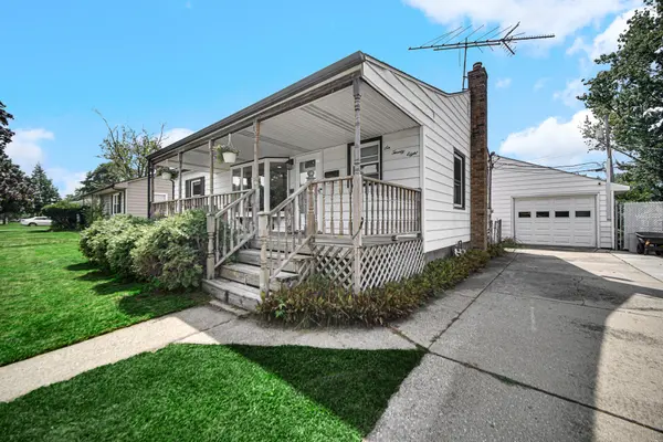 628 N Woodlawn AVE, Griffith, IN 46319