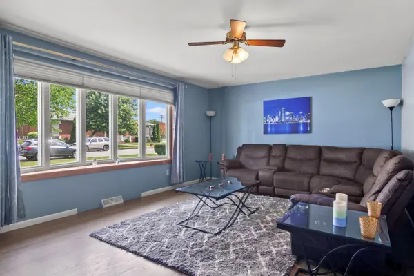 103 Griffin ST, Grant Park, IL 60940