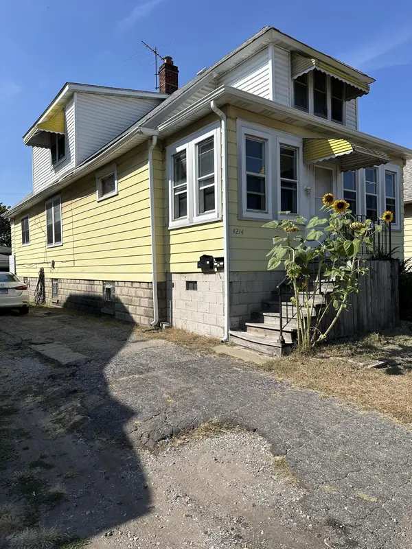 4214 Hohman AVE, Hammond, IN 46327