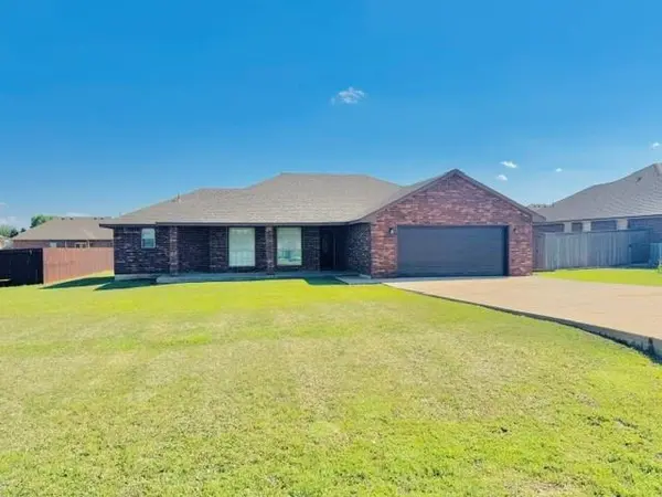 112 W Comanche AVE, Cashion, OK 73016