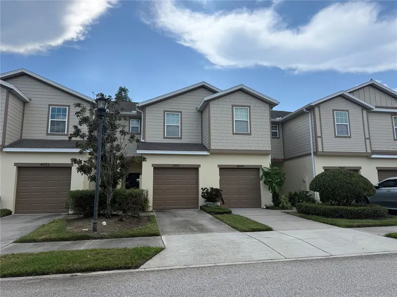 4951 WHITE SANDERLING CT, Tampa, FL 33619