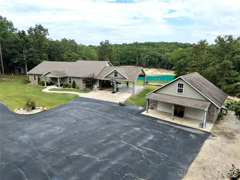 2751 Carter Route B, Ellsinore, MO 63937