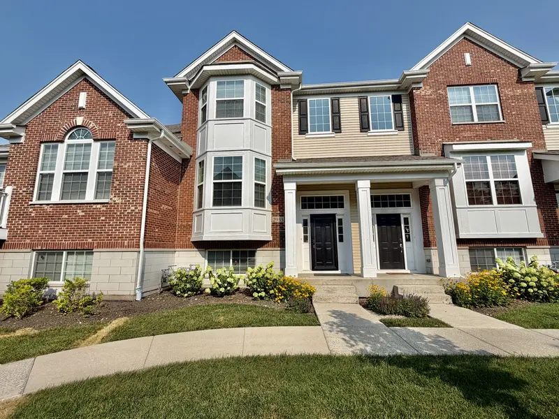 2953 Madison DR #2953, Naperville, IL 60564