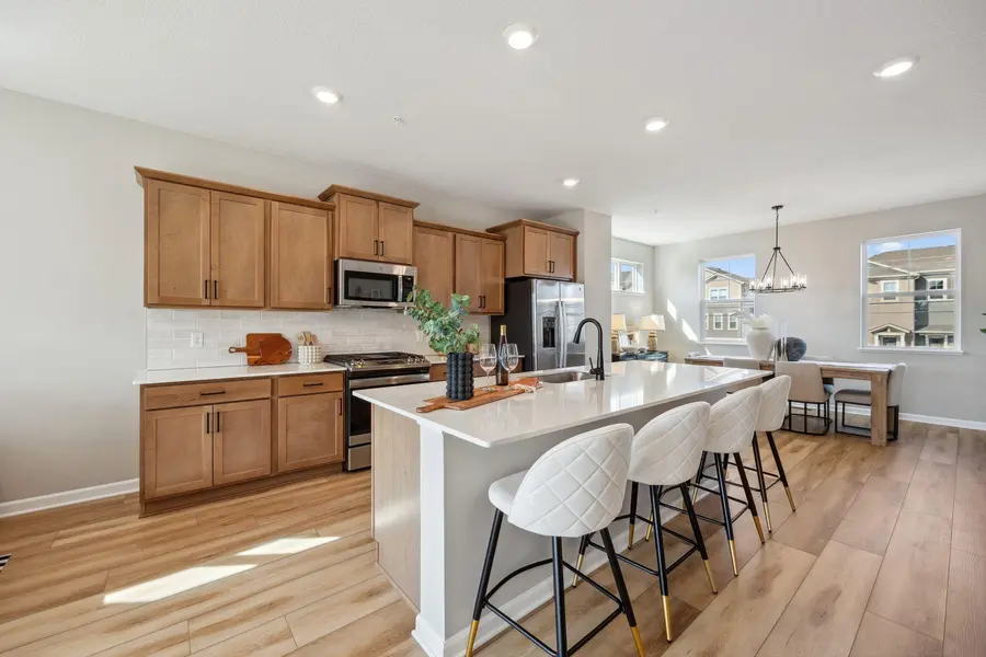 1531 Traverse LN, West Saint Paul, MN 55118