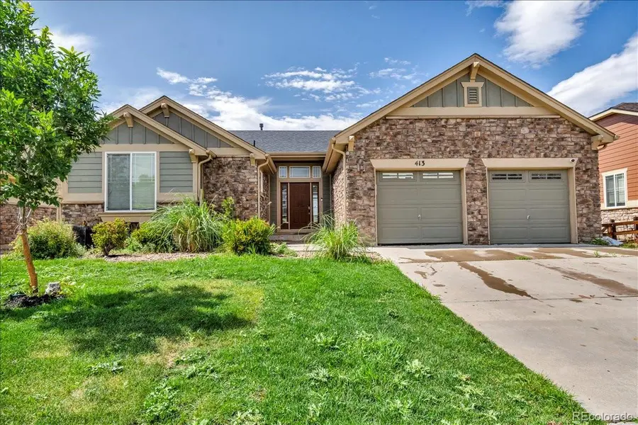 413 N De Gaulle CT, Aurora, CO 80018
