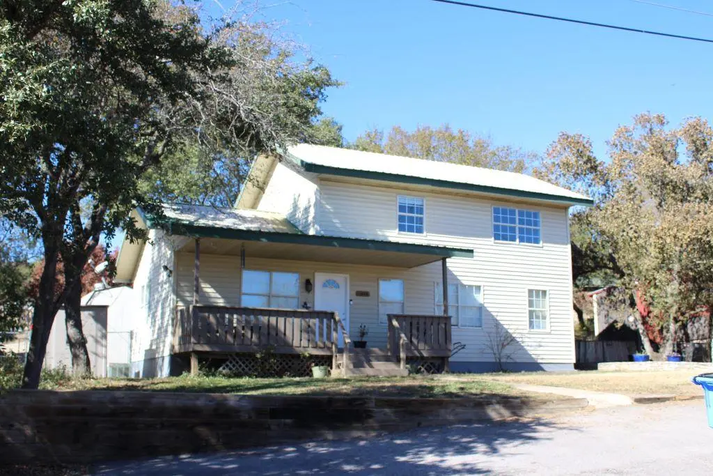 11004 Elm ST, Jonestown, TX 78645