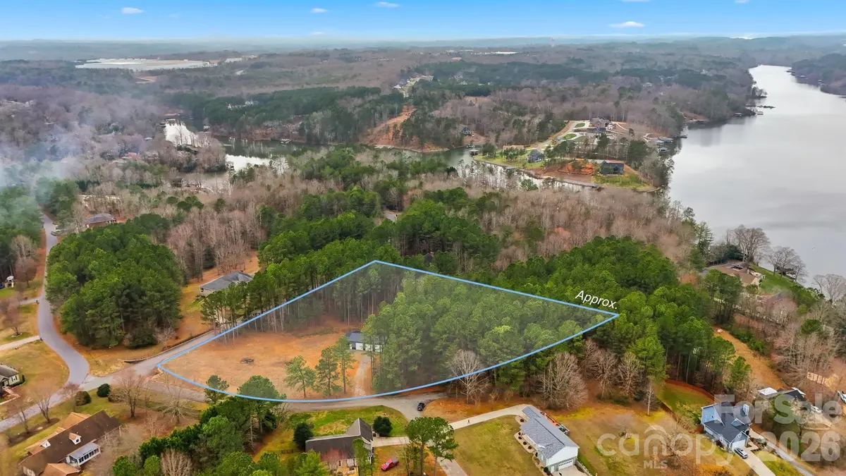 5388 Benjamins PL, Granite Falls, NC 28630