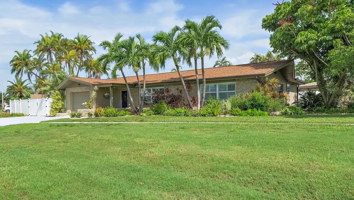 101 MADONNA BLVD, Tierra Verde, FL 33715