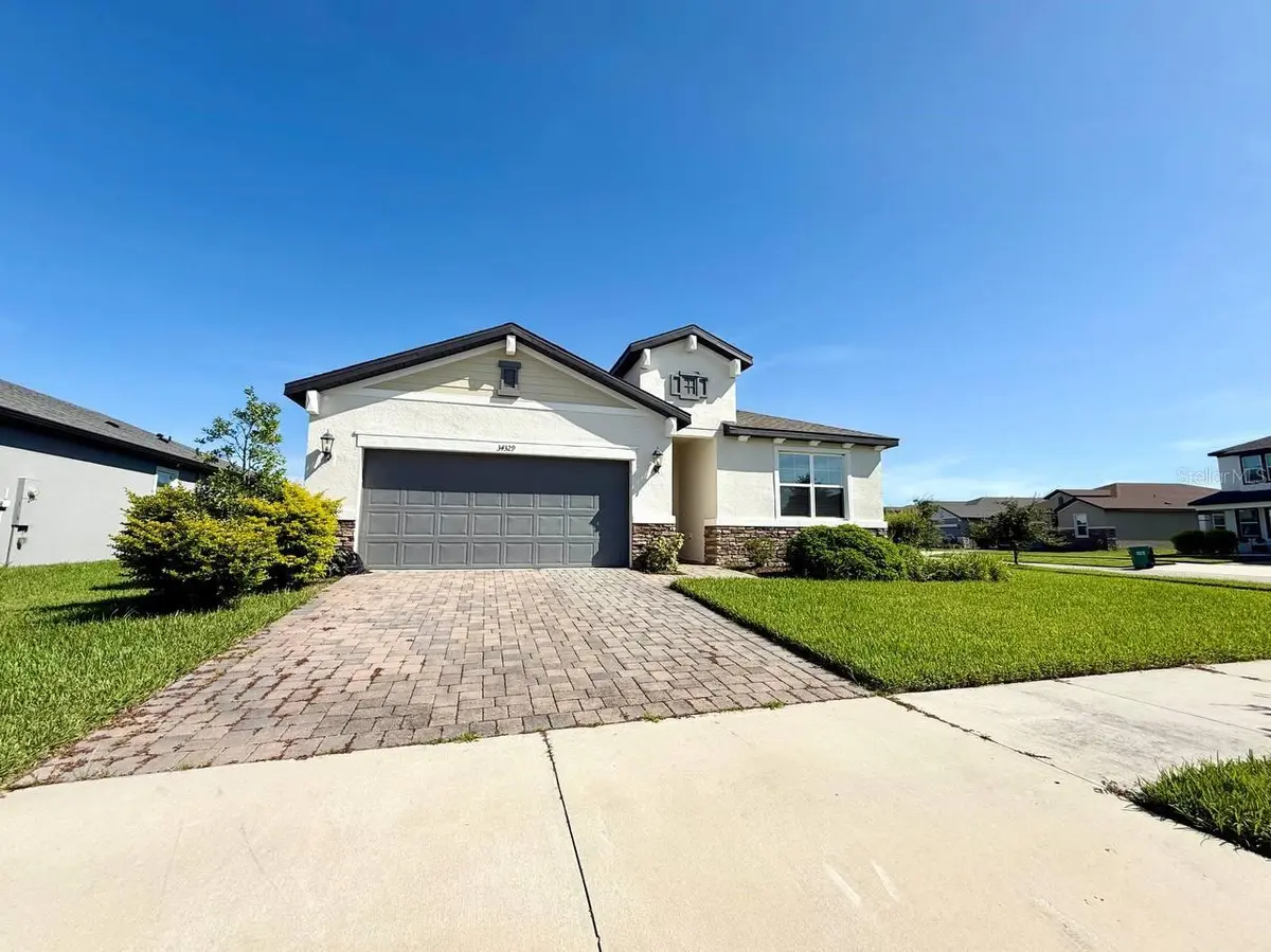 34329 EVERGREEN HILL CT, Wesley Chapel, FL 33545