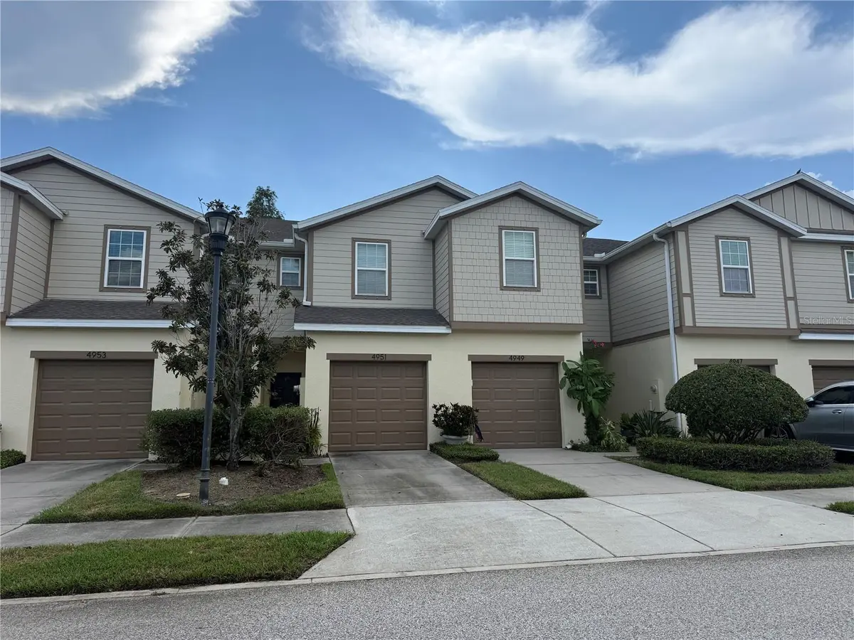 4951 WHITE SANDERLING CT, Tampa, FL 33619