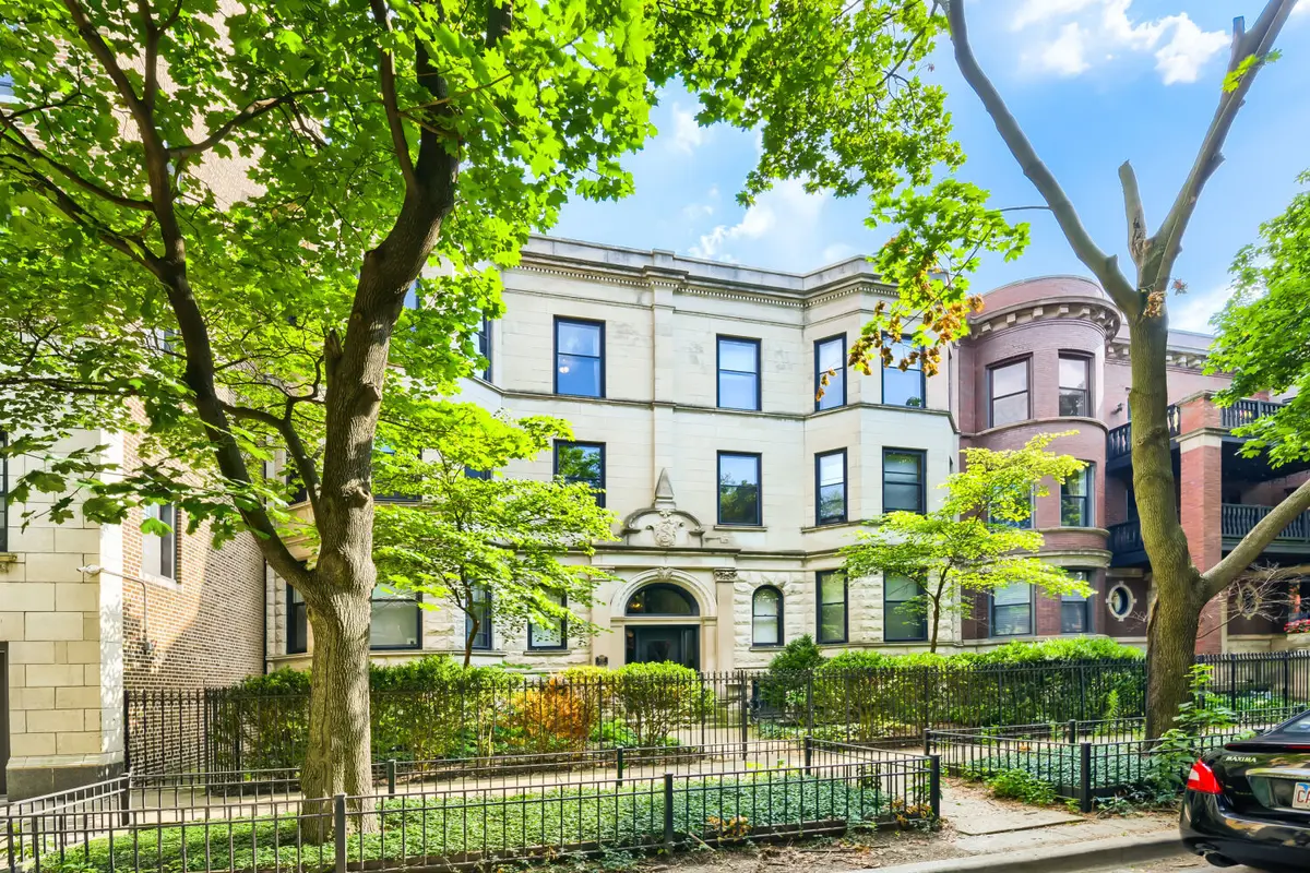 823 W Lakeside PL #3E, Chicago, IL 60640