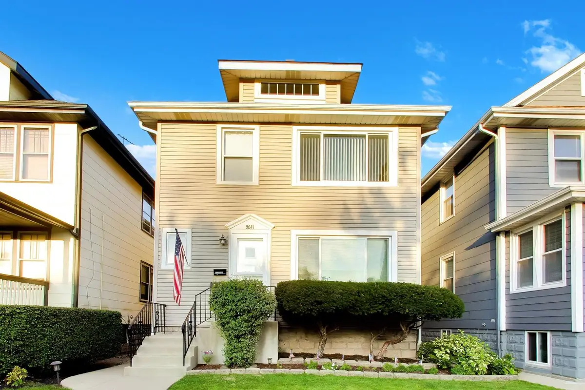 5641 N Austin AVE, Chicago, IL 60646