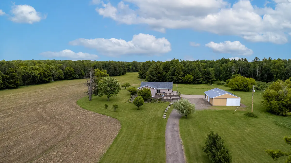 1500 Olympic ST, Braham, MN 55006