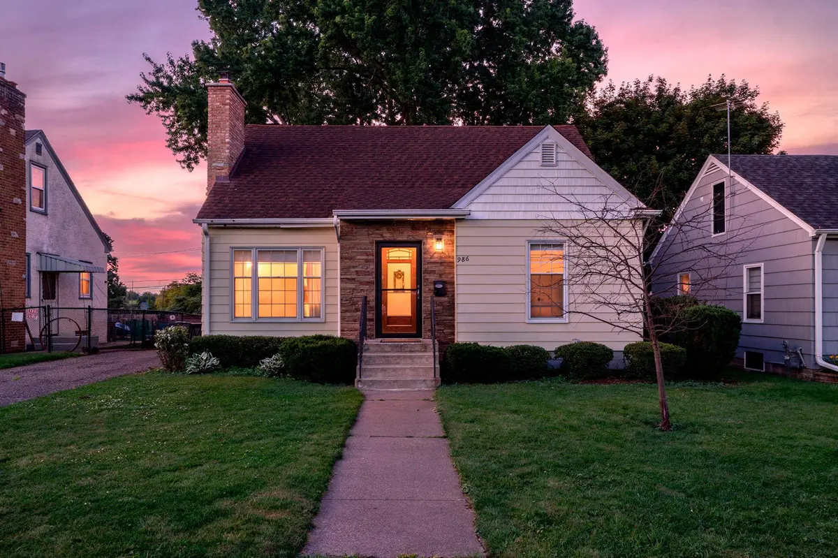 986 Galvin AVE, West Saint Paul, MN 55118