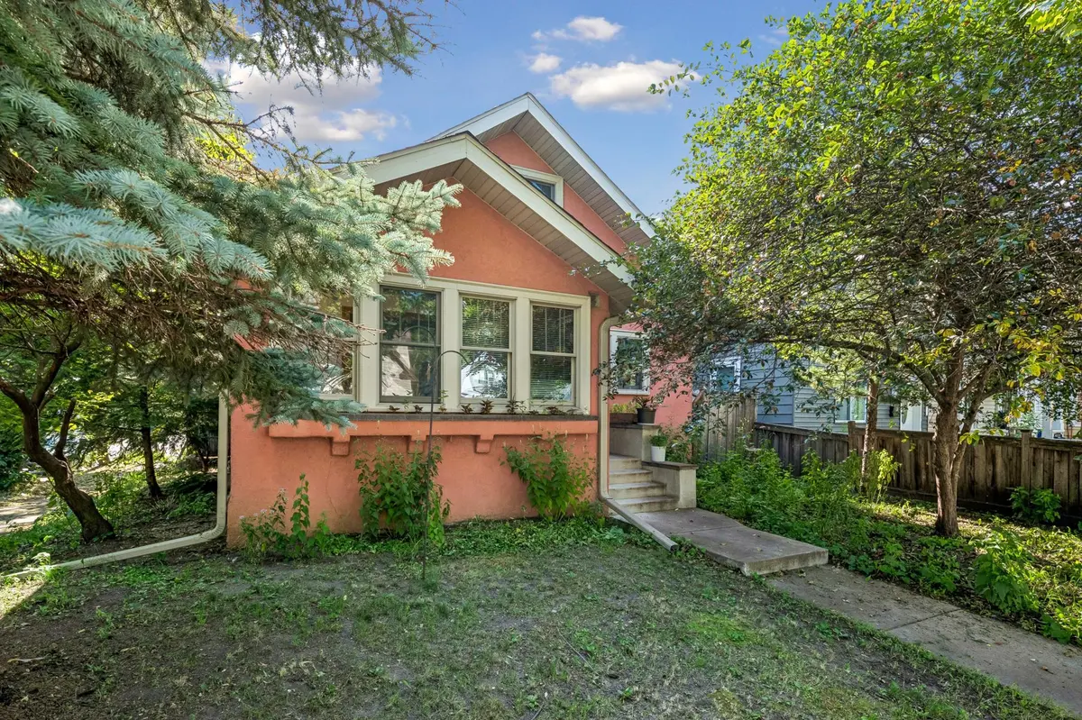 2701 17th AVE S, Minneapolis, MN 55407