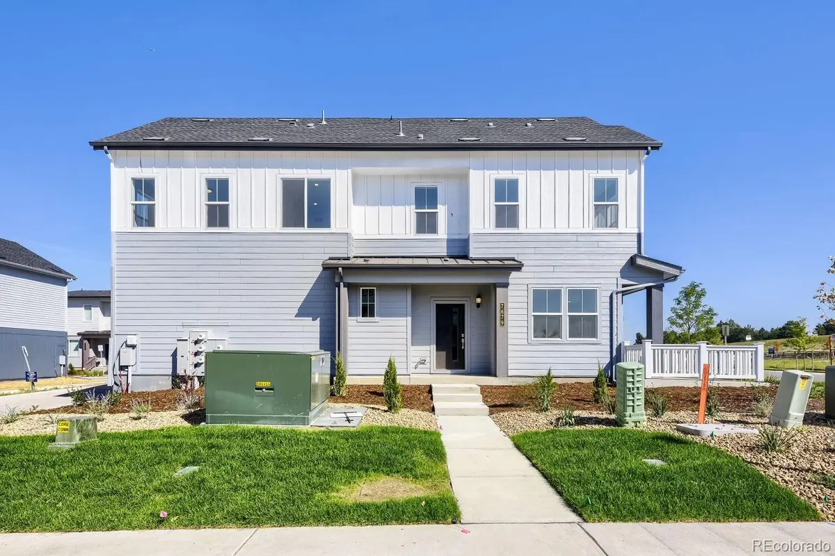 7679 S Mobile WAY, Centennial, CO 80018
