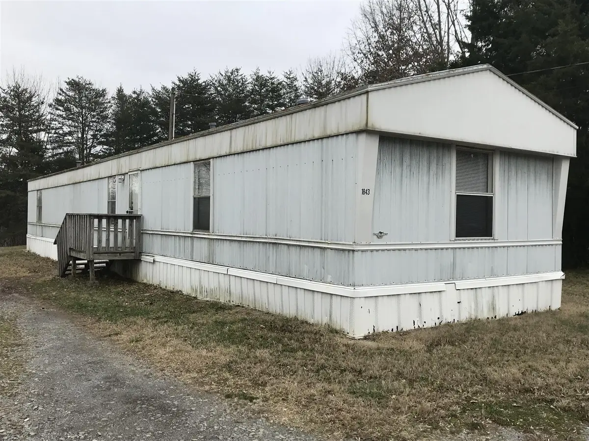 1843 Evans Rd, Clarksville, TN 37042