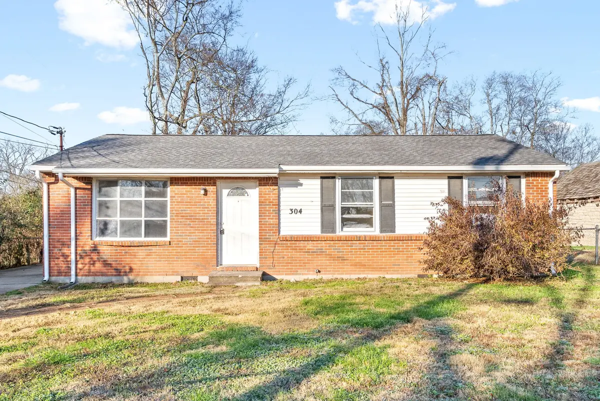 304 Walker St, Clarksville, TN 37042