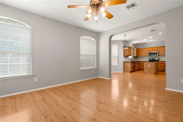 2633 Bolton ST, Austin, TX 78748