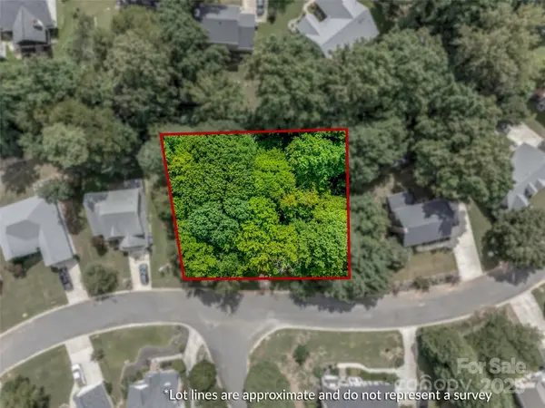 1391 Colwick LN, Rock Hill, SC 29732