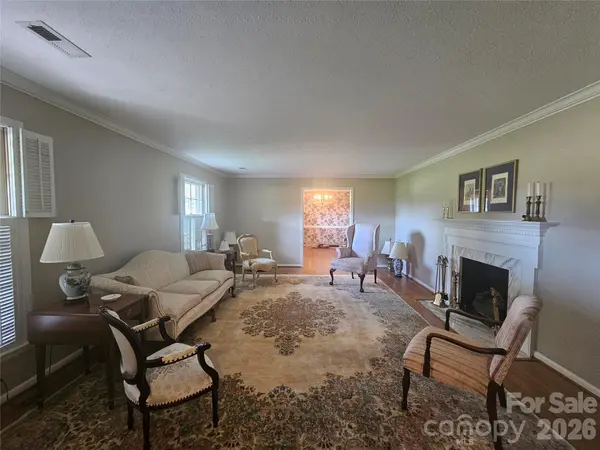 524 Country Club CIR, Shelby, NC 28150