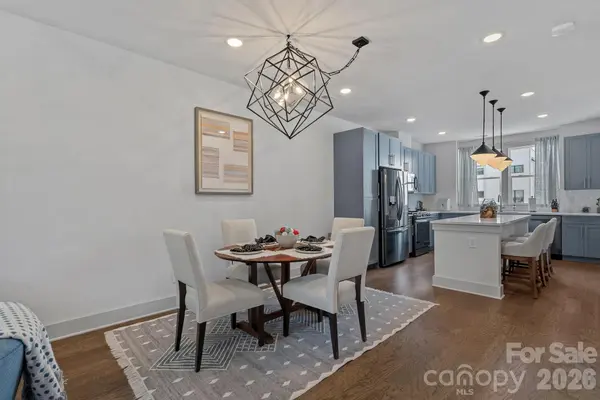 1725 Wesley Green WAY, Charlotte, NC 28208