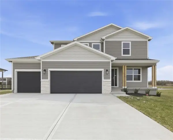 18681 W 193rd ST, Spring Hill, KS 66083