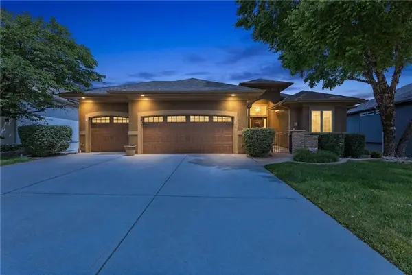 11708 DELAVAN AVE, Kansas City, KS 66109