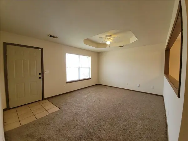 165 & 167 NW Woodbury DR, Grain Valley, MO 64029