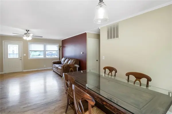 301 E 3rd ST, Altamont, KS 67330