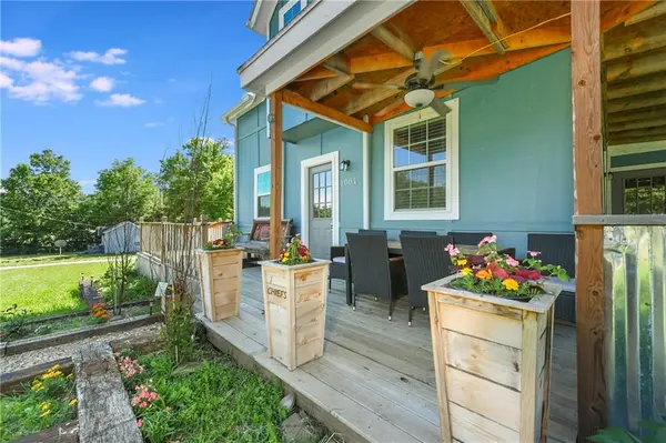 1001 Laurel ST, Pleasanton, KS 66075