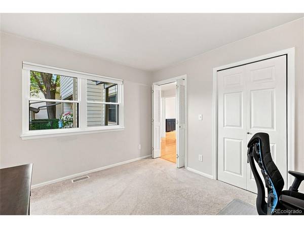 7925 W Layton #302, Littleton, CO 80123