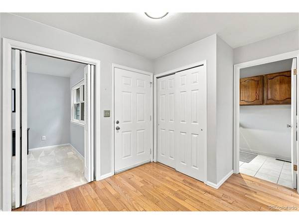 7925 W Layton #302, Littleton, CO 80123