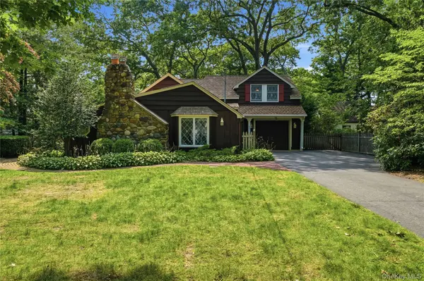 481 Ackerson BLVD, Brightwaters, NY 11718