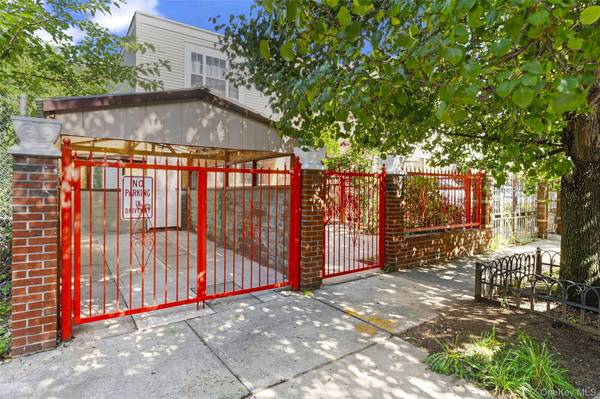 343 Hinsdale ST, Brooklyn, NY 11207