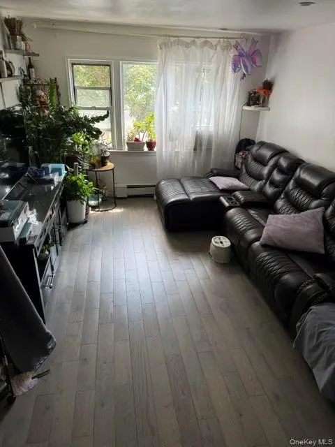69-20 140th ST #2nd FL, Flushing, NY 11367