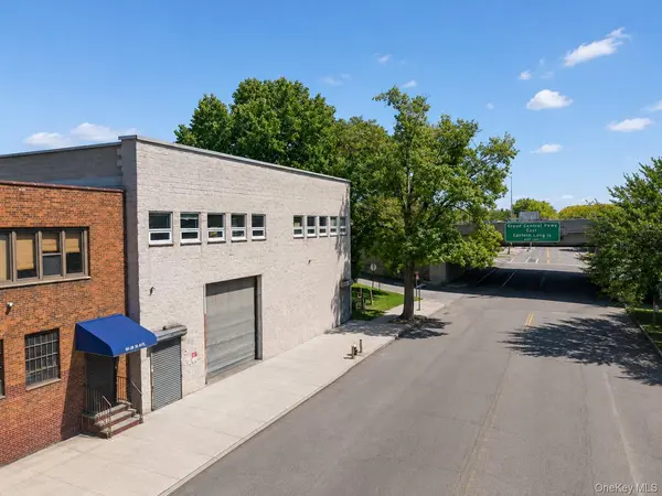 62-57 30th AVE, Woodside, NY 11377