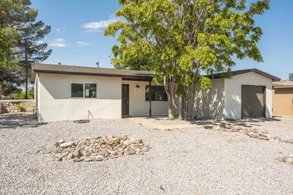 1309 Eucalyptus DR, Las Cruces, NM 88001