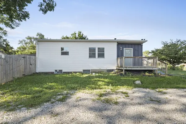 621 N Bradley AVE, Indianapolis, IN 46201