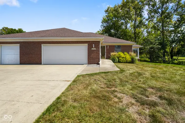 11765 Civic CIR, Mooresville, IN 46158