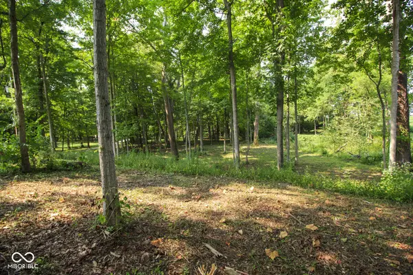 5255 S US Highway 421, Zionsville, IN 46077