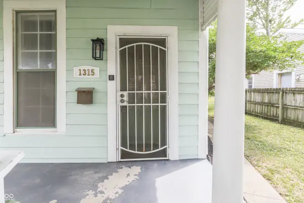 1315 S Sheffield AVE, Indianapolis, IN 46221