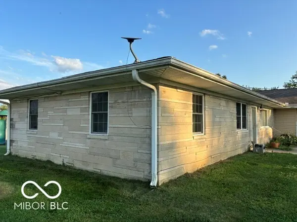 12315 E Legal Tender RD, Columbus, IN 47203