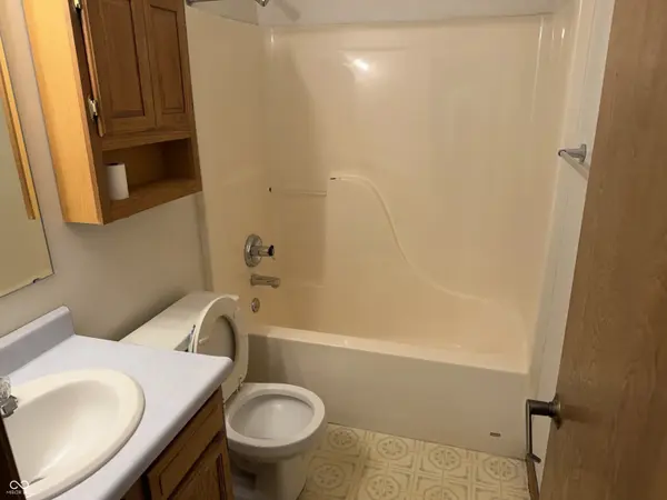 1506 Brook Pointe, Indianapolis, IN 46234