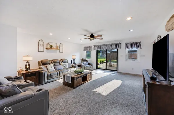 1332 W 6th ST, Connersville, IN 47331