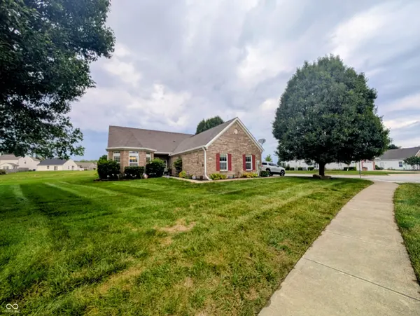 10762 Crane DR, Indianapolis, IN 46231