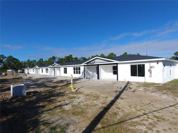 1215 CAPRICORN BLVD, Punta Gorda, FL 33983